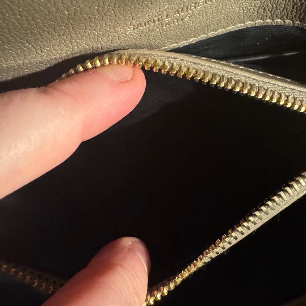 Yves Saint Laurent Quilted Shoulder Bag - Picture 3 of 16